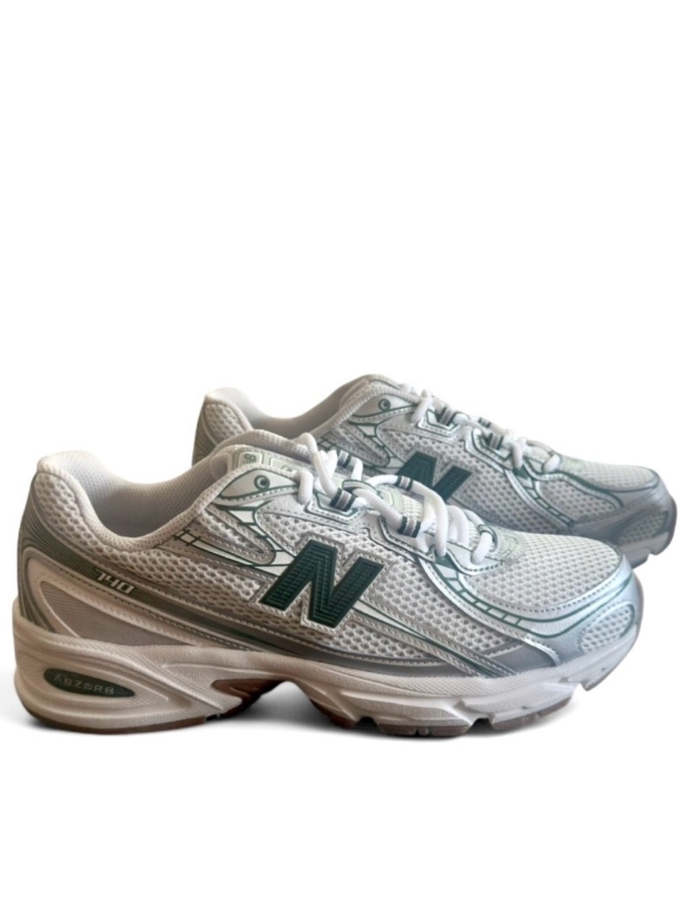 New Balance 740 Unisex Sneakers Size US 10.5 Men’s/ 12 Women’s (Brand New)